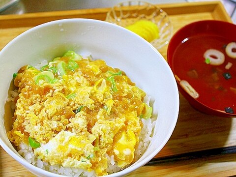 天かすの卵とじ丼